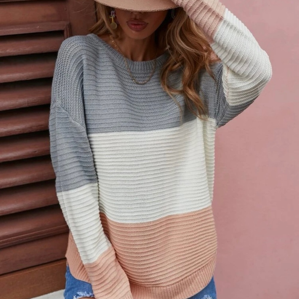 NWOT SHEIN Grey, White, and Pink Sweater/Jumper